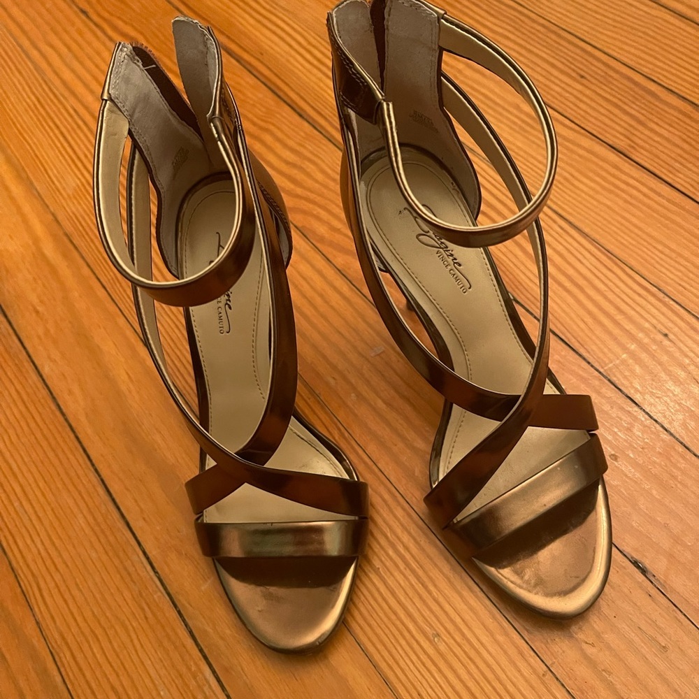 Vince Camuto Imagine heels size 8/38. Color is a metallic copper/rose gold